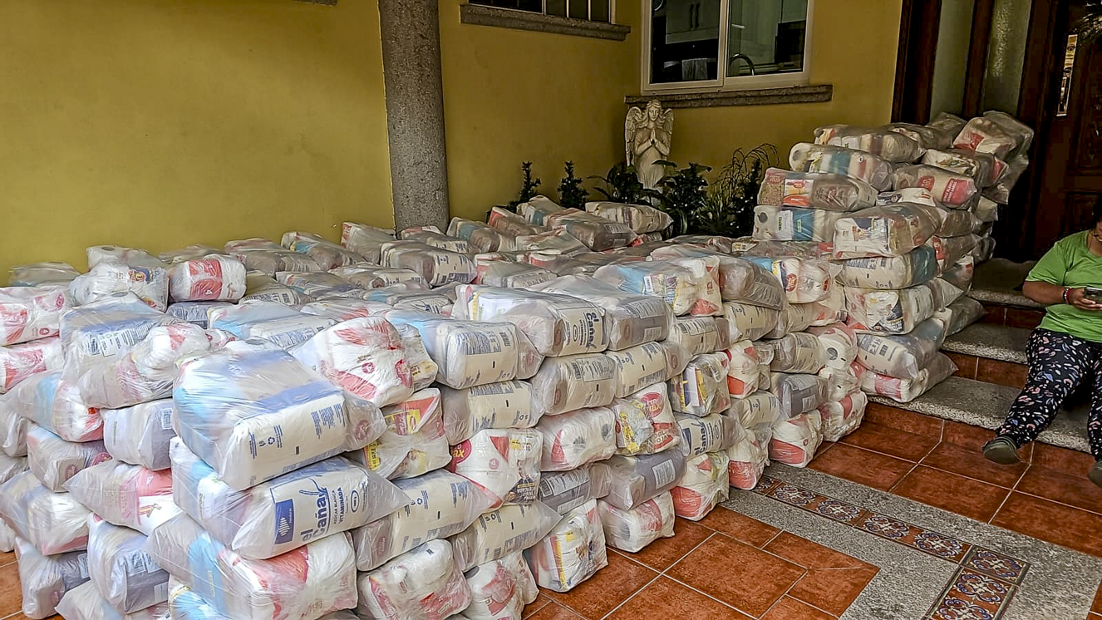 December 2025 - Food Hampers are Ready!