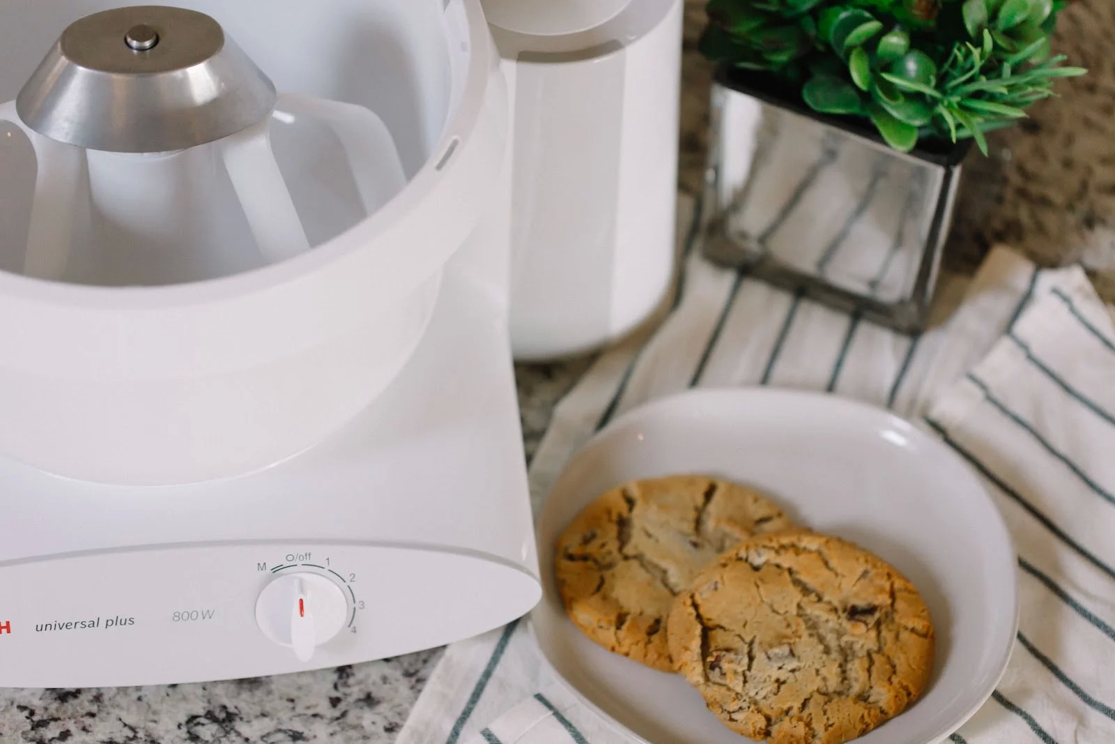 Bosch Universal Plus Mixer Cookie Dough Demo 